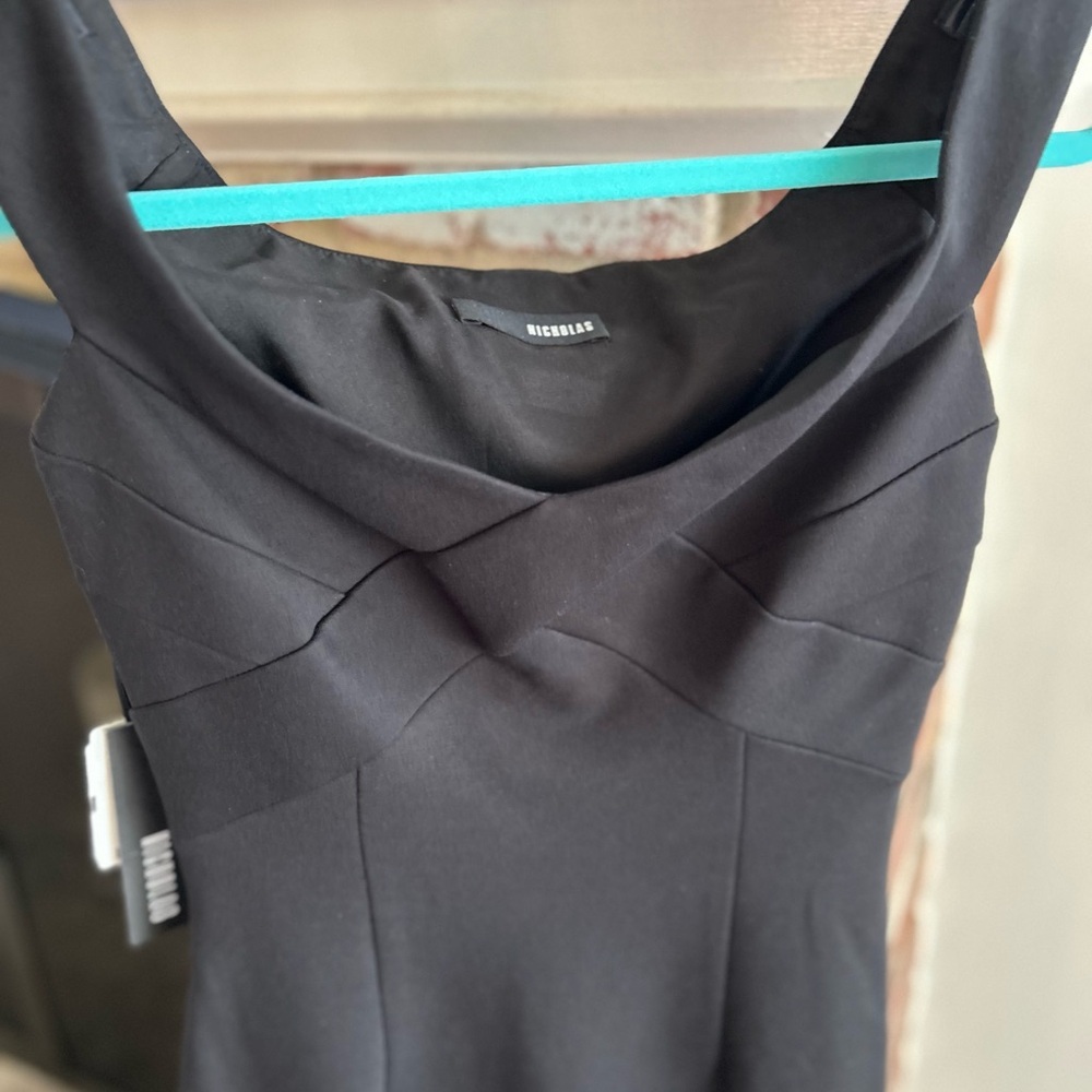 Nicholas Ponti Cross Front Off Shoulders Dress Size 2 - BNWT - Picture 6 of 16